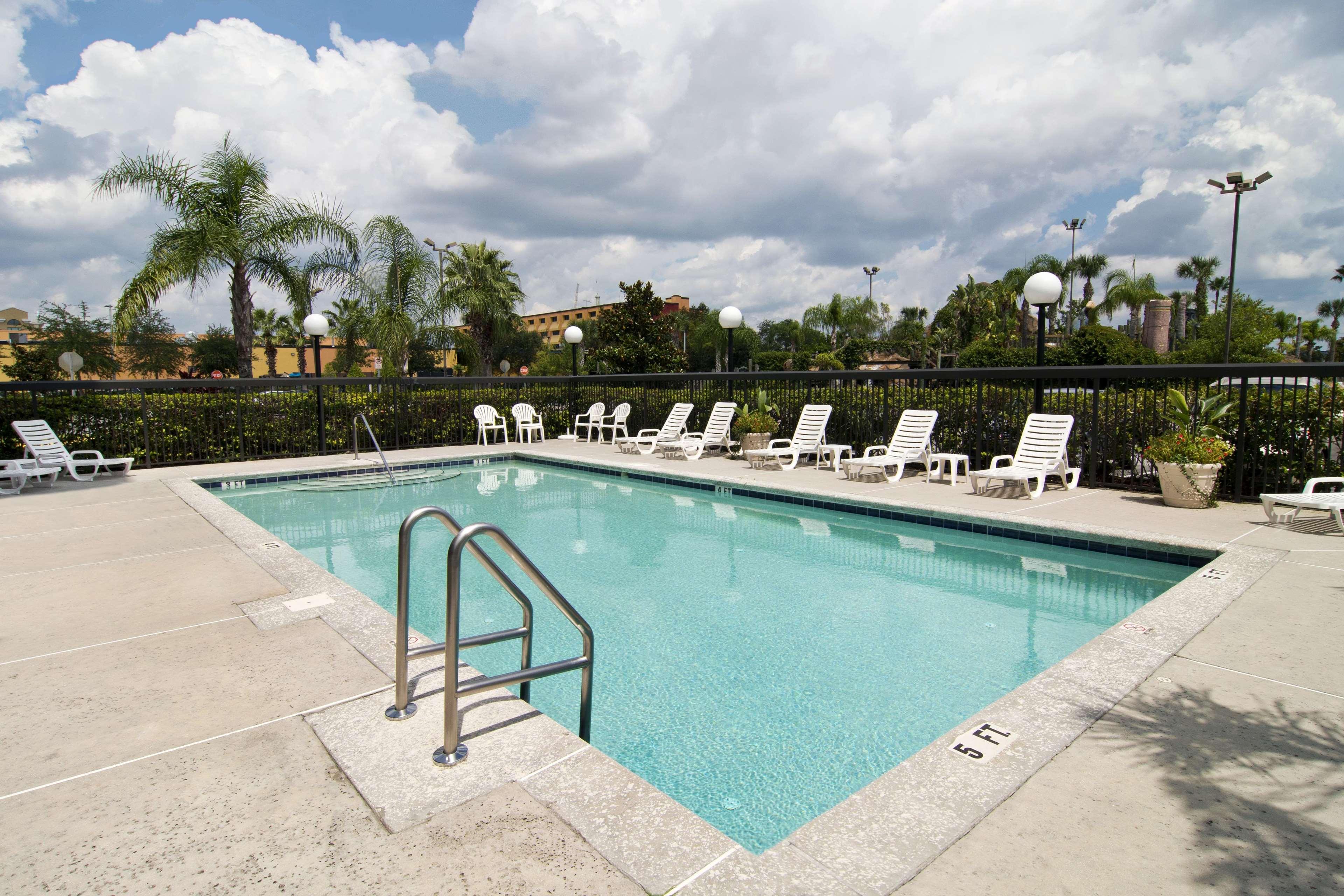 Hampton Inn & Suites Orlando International Drive North Екстериор снимка