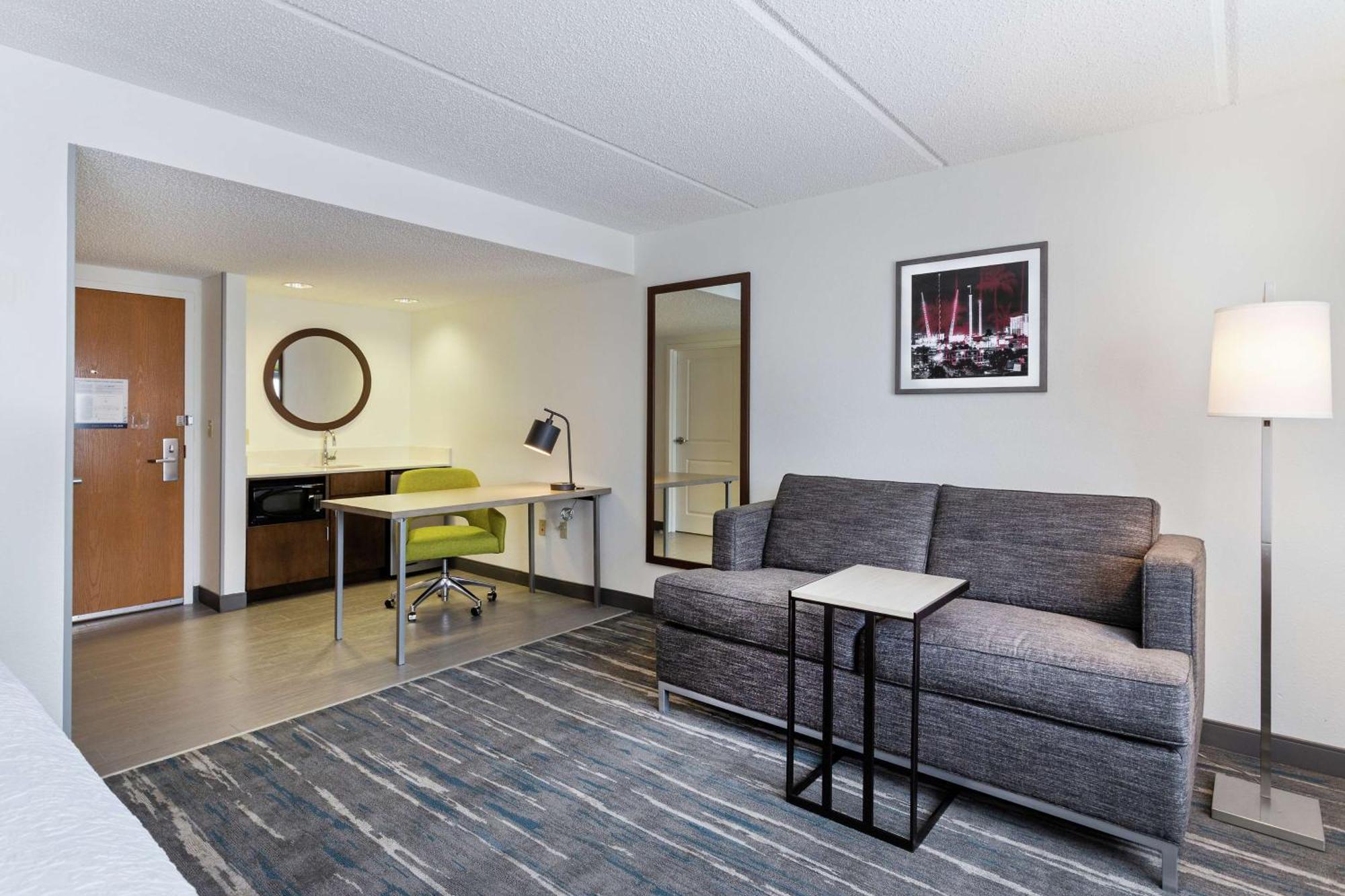 Hampton Inn & Suites Orlando International Drive North Екстериор снимка