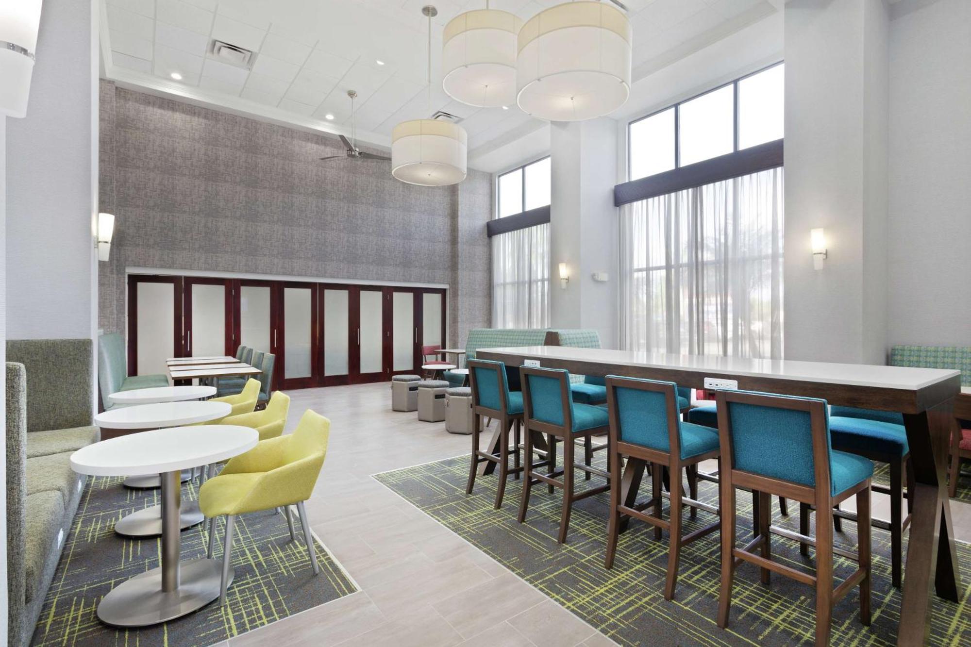 Hampton Inn & Suites Orlando International Drive North Екстериор снимка