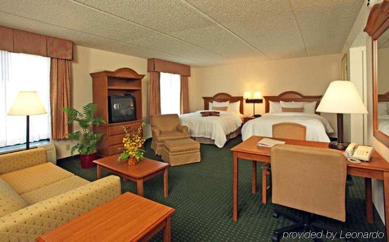 Hampton Inn & Suites Orlando International Drive North Стая снимка